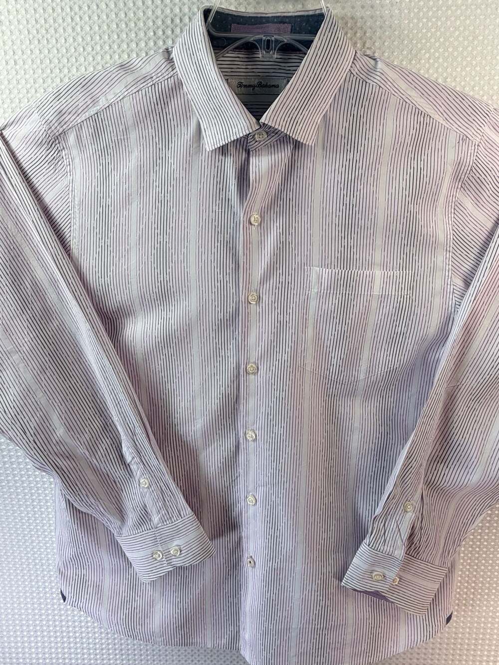 Tommy Bahama Dress Shirt with Vertical Textured Stripe Pattern (M) - Picture 4 of 11